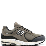 New Balance 2002R Sneakers