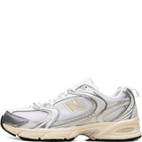 New Balance 530 trainers